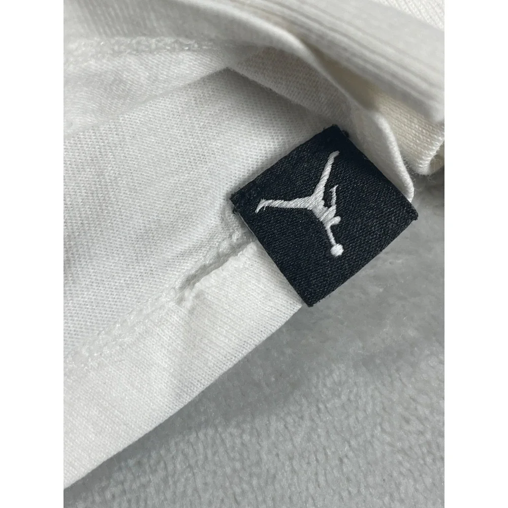 Nike Air Jordan Gatorade Long Sleeve Shirt Men M White Graphic Be Like Mike